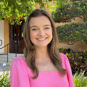 Meet your Posher, Caroline